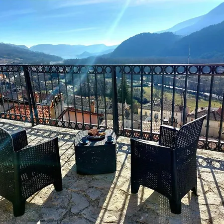 Oda ve Kahvaltı Ellera